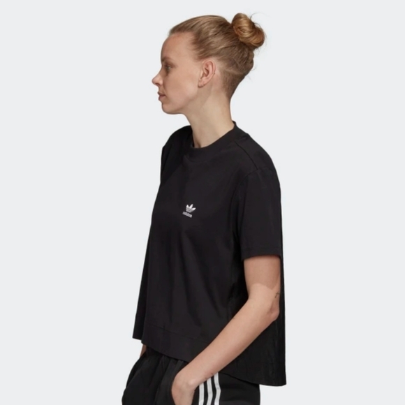 NEW Adidas Originals Tee - Picture 2 of 16
